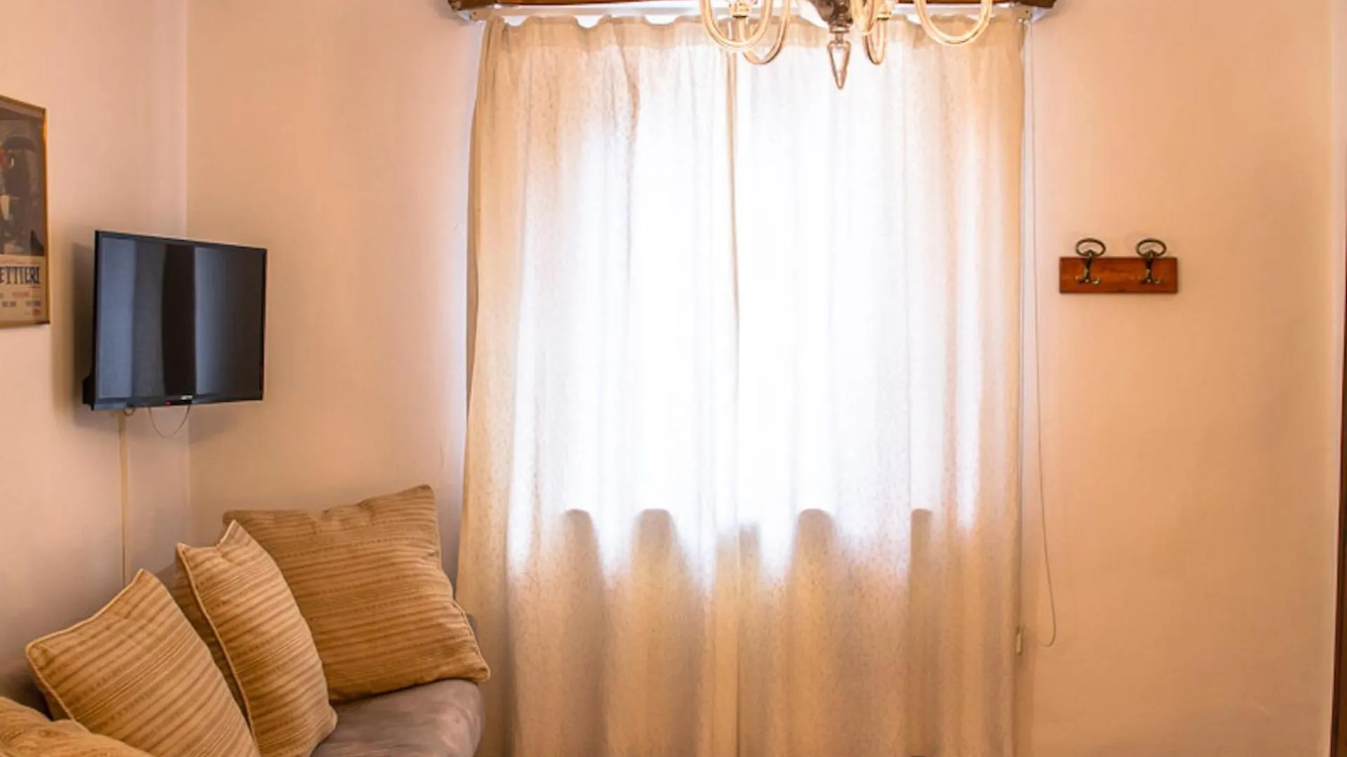 ルッカ Il Villino Bed & Breakfast