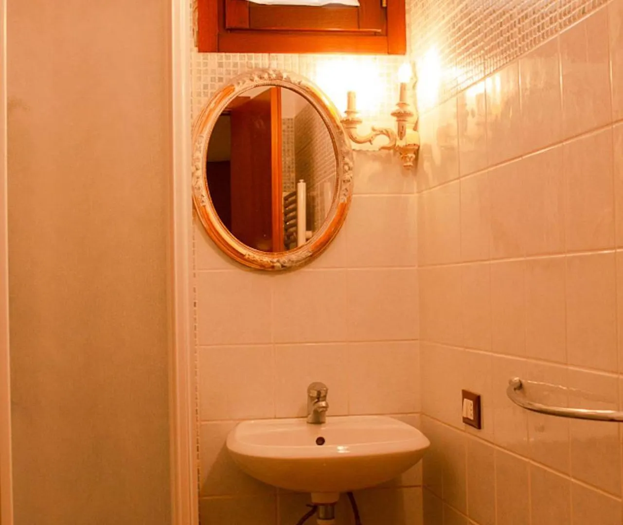 ルッカ Il Villino Bed & Breakfast