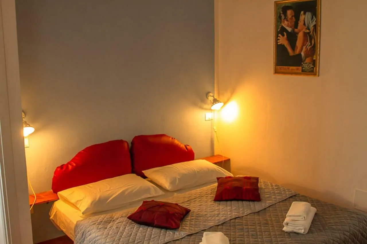 ルッカ Il Villino Bed & Breakfast