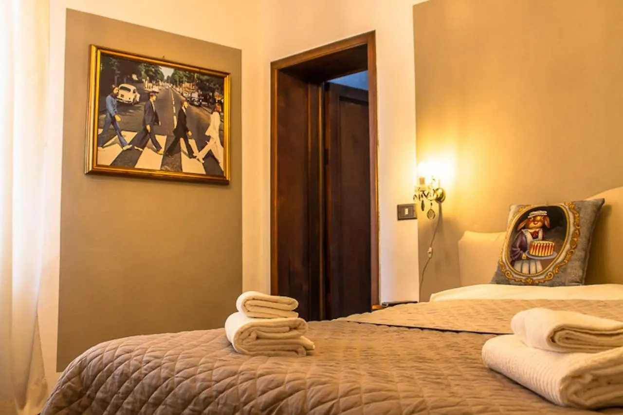 ルッカ Il Villino Bed & Breakfast