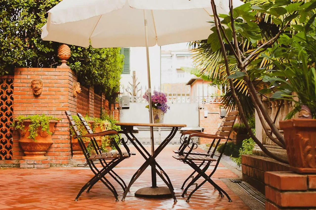 Il Villino Bed & Breakfast Lucca Italy